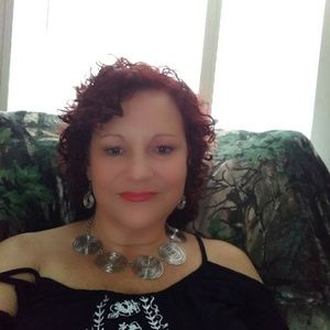 Meet your Posher, Suzanne